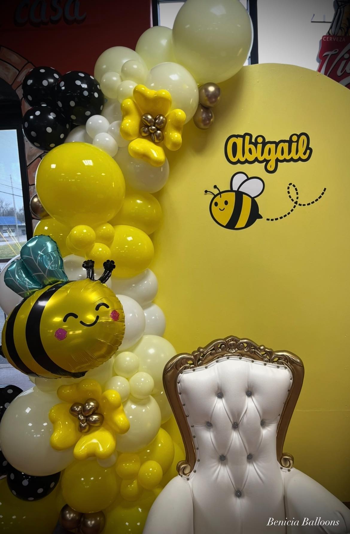 Detalle de cumpleaños con globos